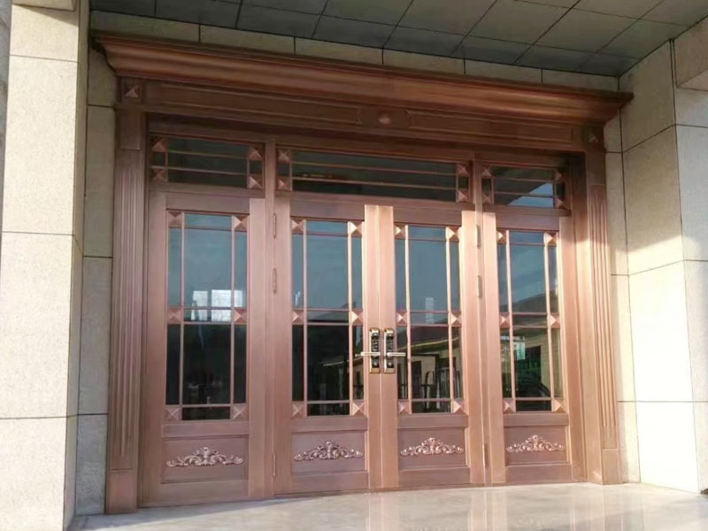 合页铜门